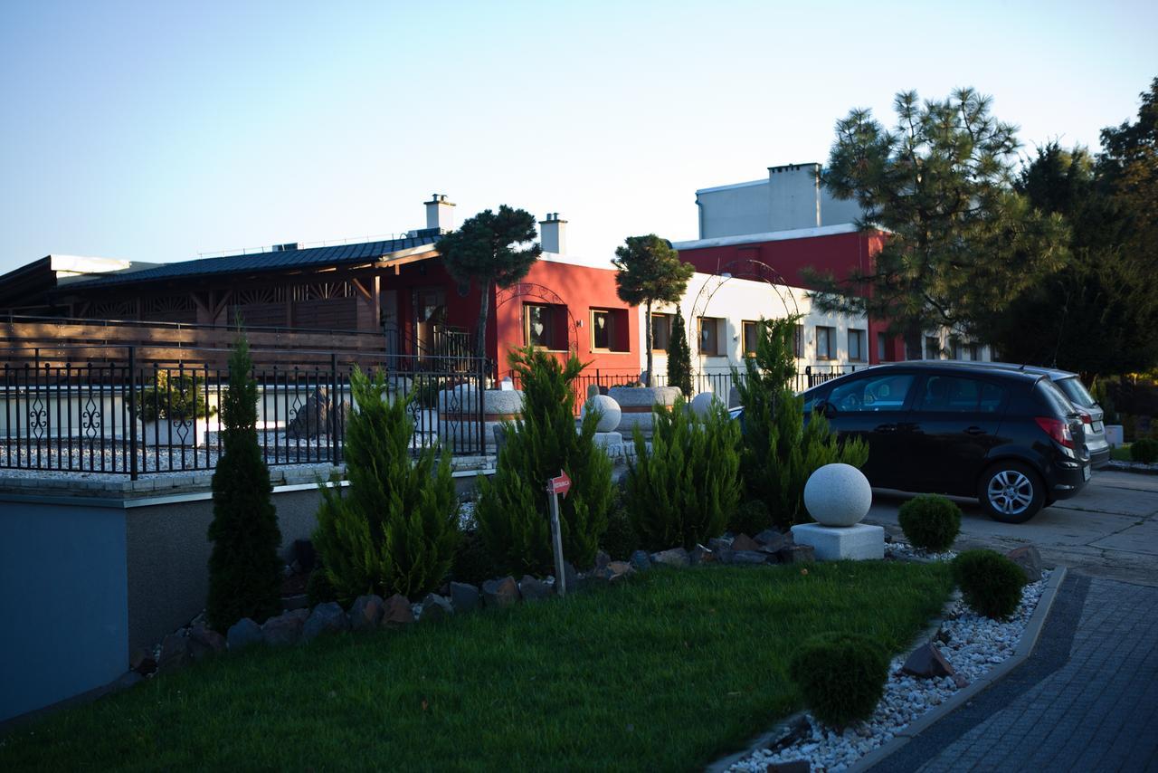 Hotel Olimp Prudnik Exterior foto